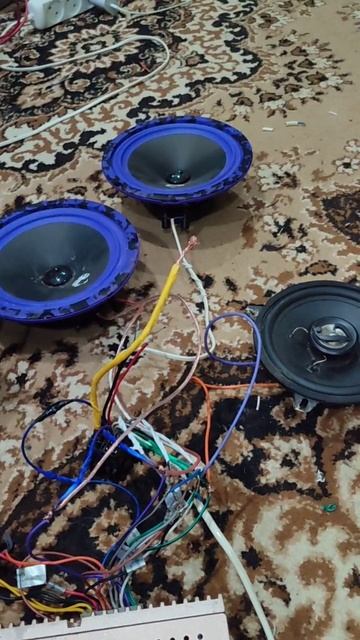 Показ неисправности магнитолы с авито