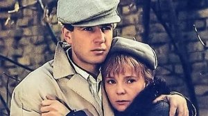 После дождичка   автор Б. Окуджава (музыкальная тема подсказана И. Шварцем) исполнение А. Михайлов