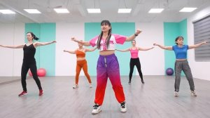 Eva Zumba 250530