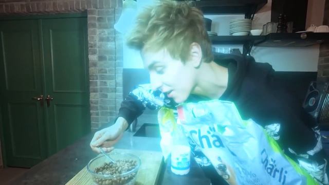 ВЛАД-А4-Стал-ПРИЗРАКОМ-на-24-Часа