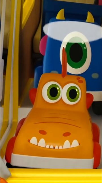 Автобус едет, Басси ведёт!  #детскиепесни #песенкидлямалышей #песенкидлядетей