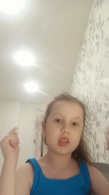 продолжение ролика там где показывают одежду и маски