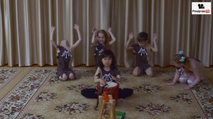 Танец туземцев с последущей песней - сценки с утренника, видео в каждый сад