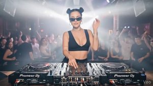 Hypnotic Underground Tech House 2026 ｜ Dark Vocal Flow ｜ Deep Club Bass Energy-(1080p30)