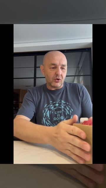 Подарок для Гены пока он на Обеде, лазерная гравировка