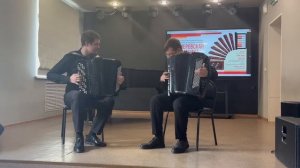 Д. Петрашко - Фантазия на тему песни Б. Мокроусова «На крылечке»