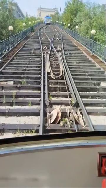 Еду на ФУНИКУЛЁРЕ во Владивостоке.