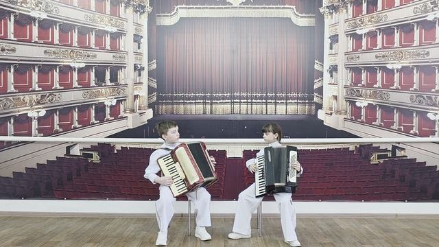 Дуэт аккордеонистов
Панченко Елисей-Глушко Алёна
1000099024.mp4