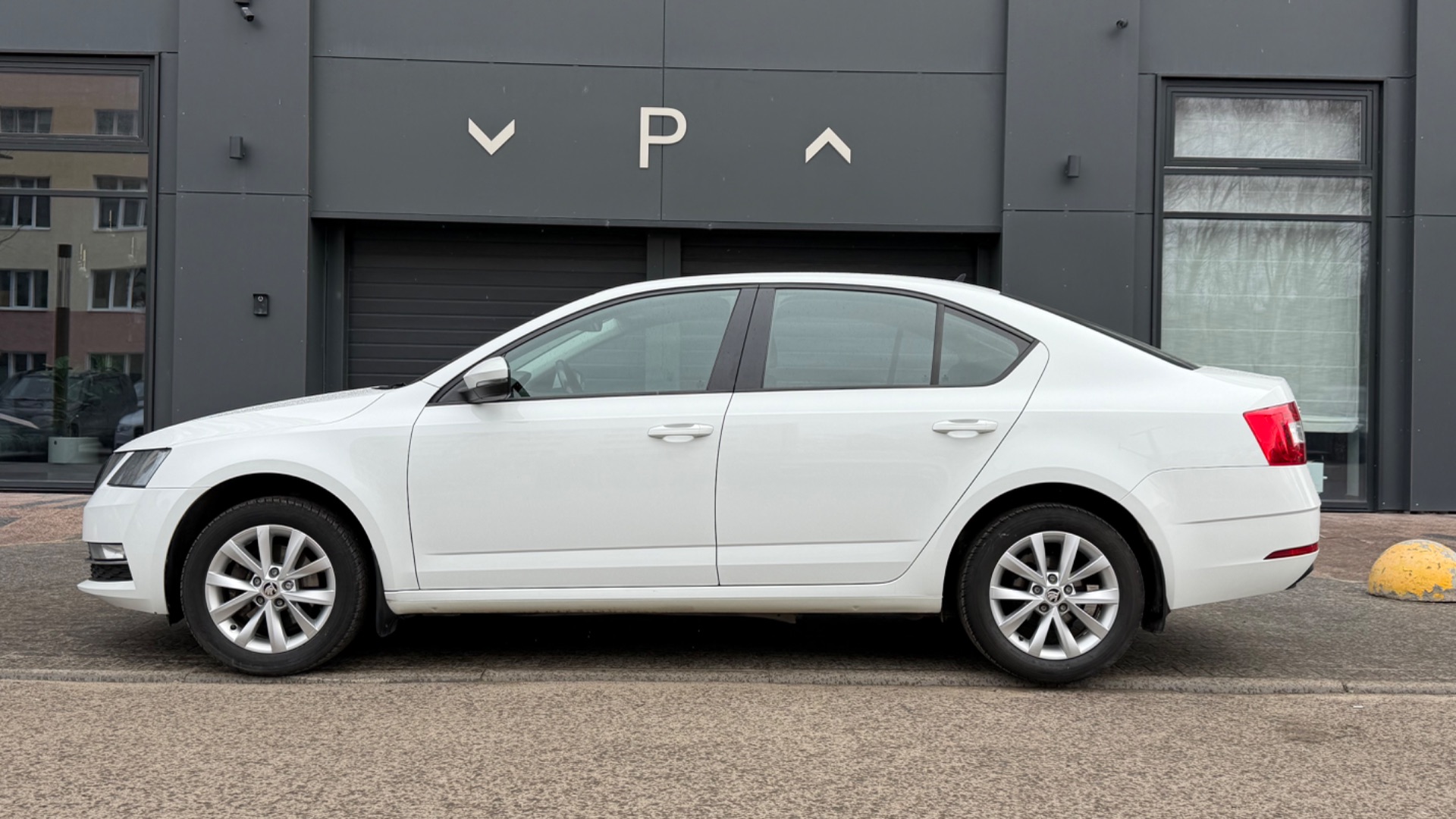 В продаже Skoda Octavia 2019/2020 1.6 MT5 (110 л.с.) 1хоз