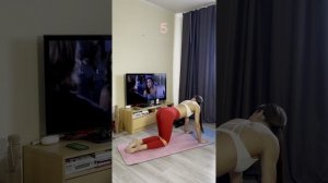 Тренируемся под любимый сериал) всего 3 минуты