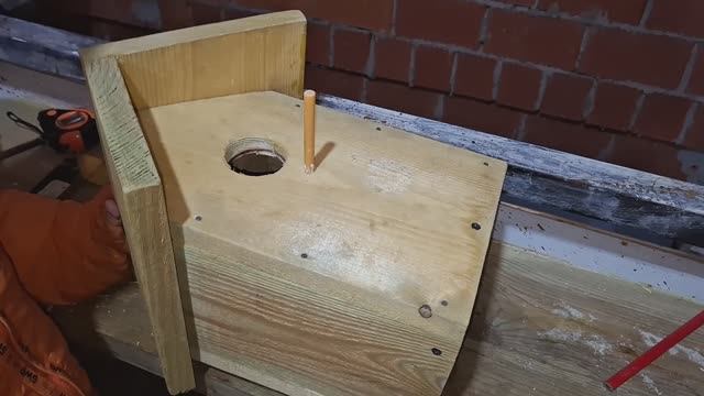 Скворечник своими руками. Простое решение по размерам.