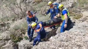 Крымские спасатели оказали помощь мужчине на мысе Меганом