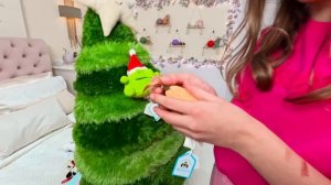 Битва необычных елок