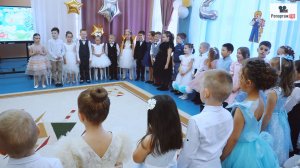 Выпускники поклялись быть лучшими для своих родителей