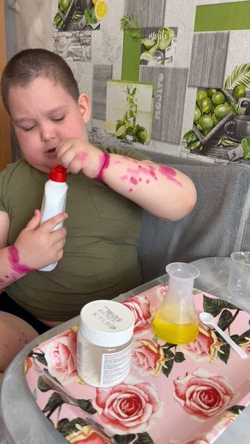 Я сделал извержение вулкана пенное !