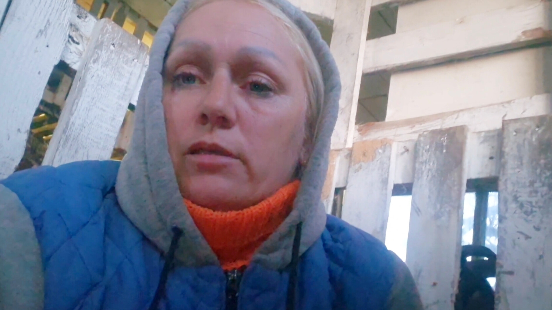 ДЕРЕВЕНСКИЕ, ЗАЧЕМ РАЗДЕВАТЬСЯ ЕСЛИ ОПЯТЬ ОДЕВАТЬСЯ,