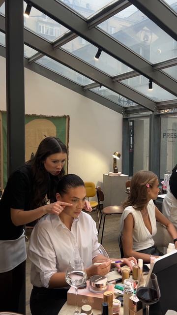 Вот так прошел мой мастер класс по макияжу для себя в Москве ❤️