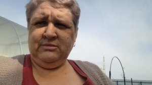 Садовые дела Малину вырезала клубнику зачищаю.