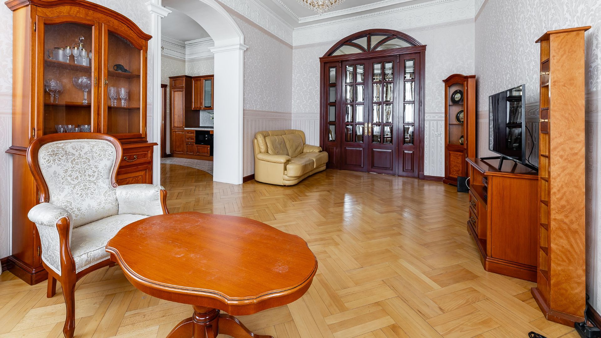 Уютная квартира рядом с Триумфальной площадью! Аренда 4-комнатной квартиры, 150 м² (ID 12534)