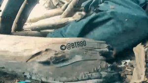 Боевик ВСУ убегал от FPV по спальнику со спящим побратимом