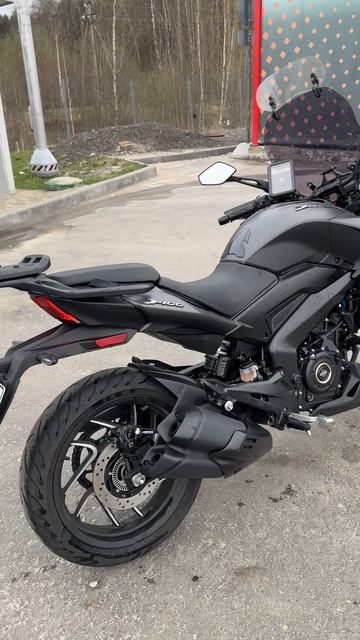 Bajaj Dominar 400