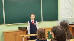 Колотвинов Артемий - "Проектор из сотового телефона"