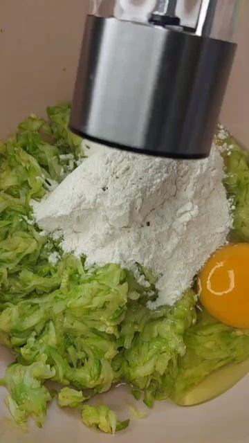 1000012313.mp4 ПИЦЦА ИЗ КАБАЧКОВ