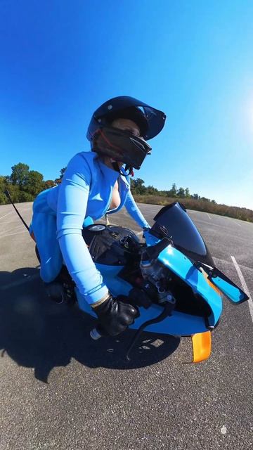 Катя Алмаз мото девушка на Дукати Ламборгини