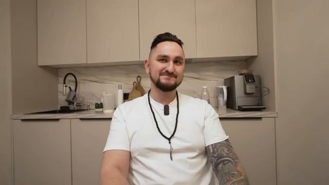 Сталкер следил за ними!
Дима Маслеников