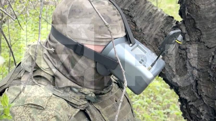 Военнослужащие рассказали о применении БПЛА для дистанционного минирования