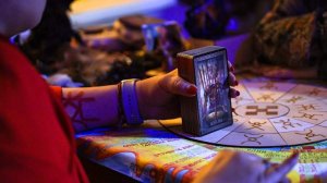 МФО предлагают россиянам расклады таро и гороскопы вместе с займами