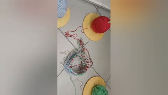 Самодельные держатели для пряжи