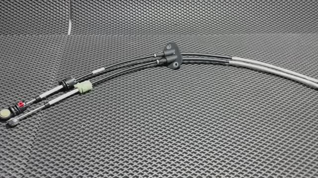 Трос мкпп Mazda 3 BL 1.6 5 передач BBP346500E