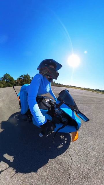 Катя Алмаз мото девушка на Дукати Ламборгини