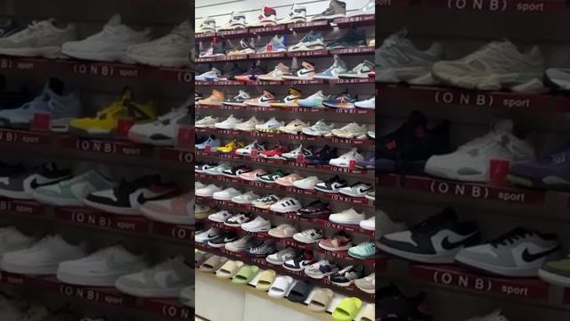 Обувь оптом, кроссовки оптом, носки оптом: обзор ассортимента от поставщика «Оптовый ДИСКОНТ»