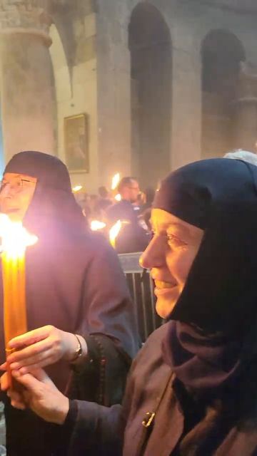 Столько радости принес людям Благодатный Огонь 2026