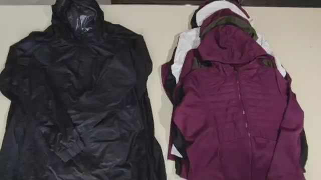 Лот 2649 СТОК Спортивная куртка лёгкая AVIA 1390р_кг 5кг 13ед