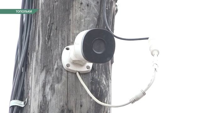 В минусинских Топольках мужчина угрожал топором соседу