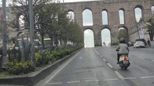 Путь с Иероса в Стамбул, Аквидук в старинной части города, 18.04. Турция. Мир Универсологии