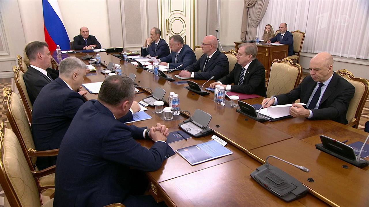 Правительство упростило выдачу бесплатных лекарств для детей из многодетных семей