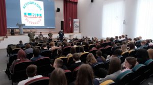 Любить Родину и быть готовым в любой момент встать на её защиту