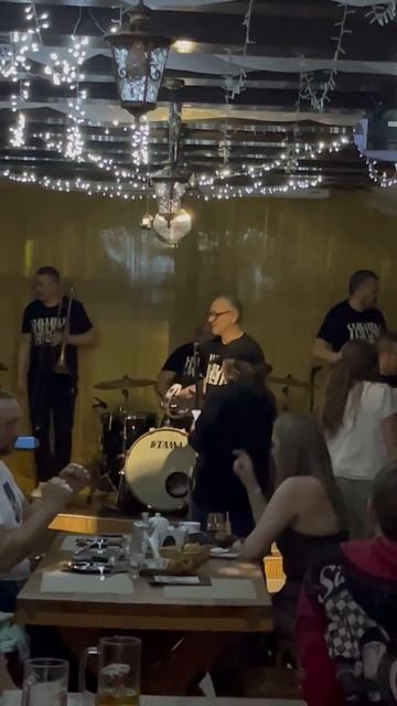 Мамульки Bend в ГТК Театральный