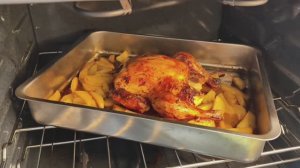 СОЧНАЯ КУРИЦА С КАРТОШКОЙ В ДУХОВКЕ!