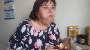 Кофеек с куличиком. В Питере пошла корюшка, но цены кусаются.