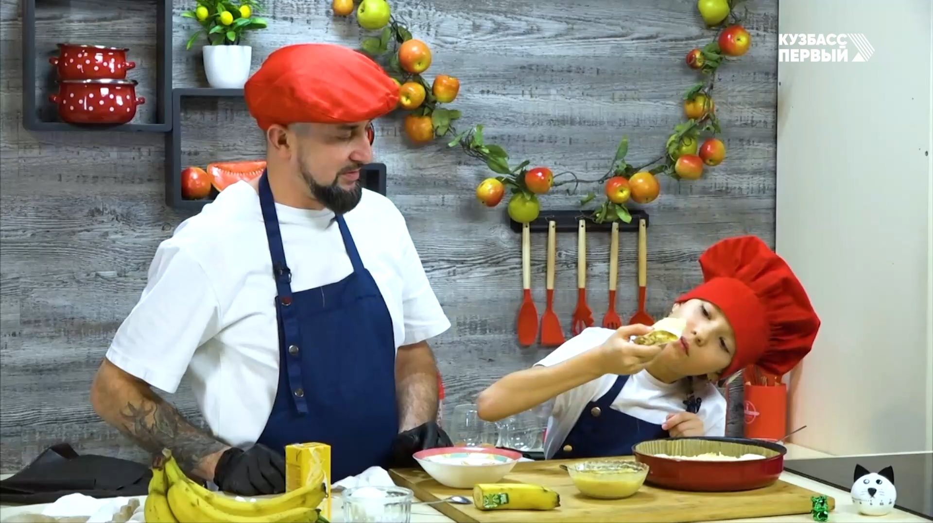 Полтора повара. Треугольные вкусняшки и молочное желе