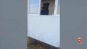 Полицейские спасли оказавшегося взаперти жителя Челябинской области с признаками инсульта