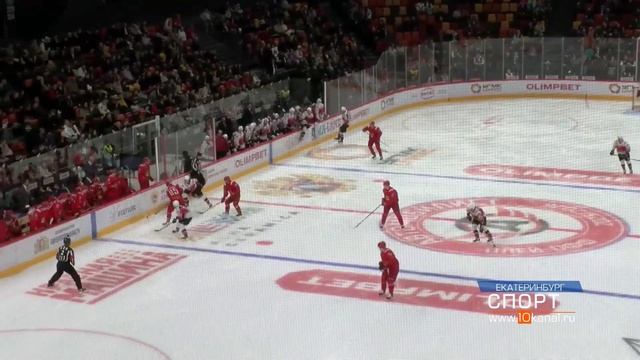 Хоккейный «Металлург» результативно завершил выезд в Екатеринбург