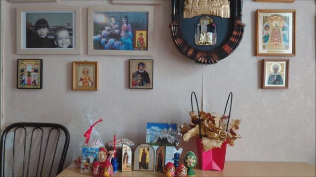 И новый день.