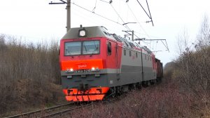 2ЭС6-928 "Синара" с небольшим грузовым поездом