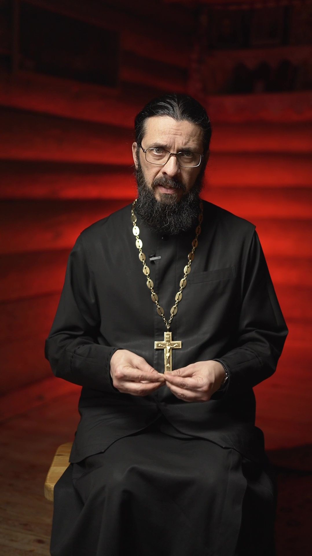 Молятся ли за нас умершие родственники?